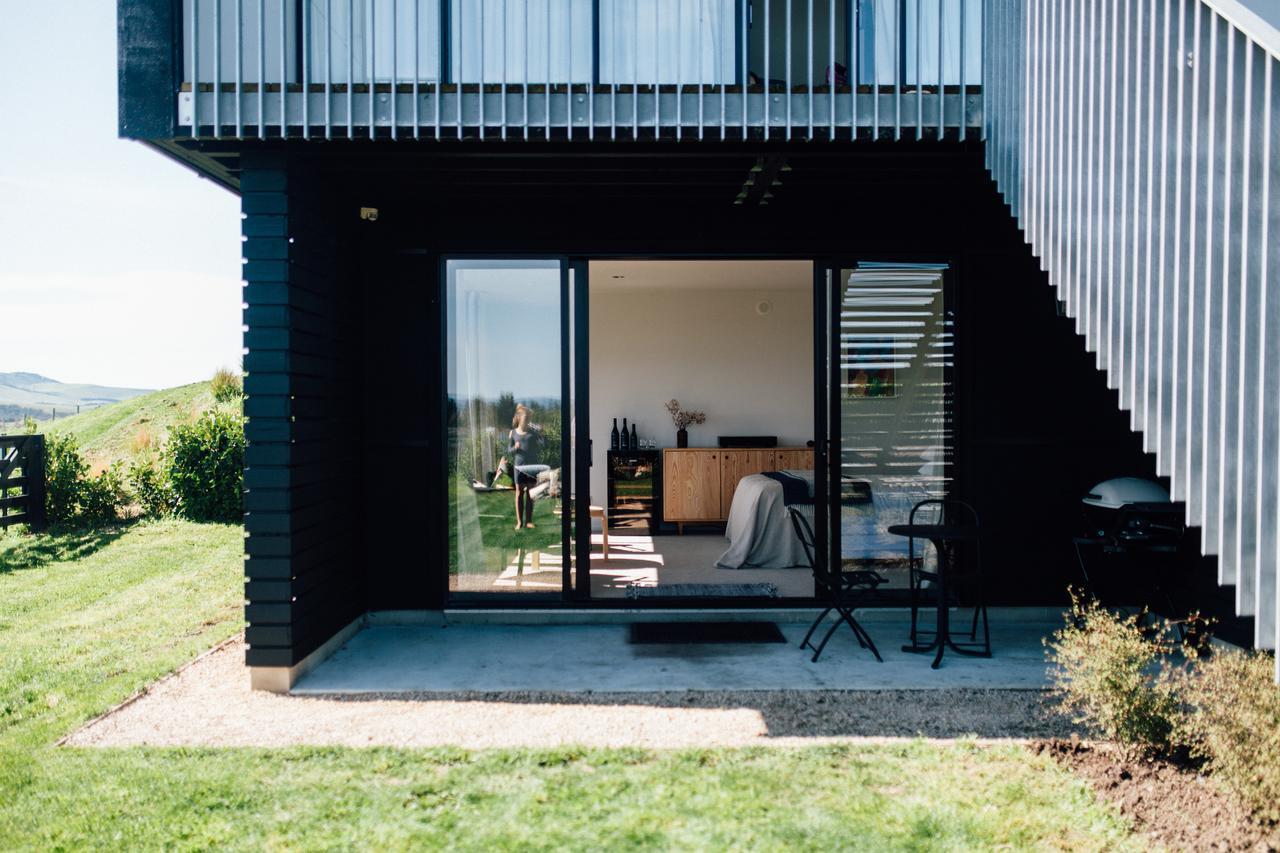 Black Estate B & B Waipara Exterior photo