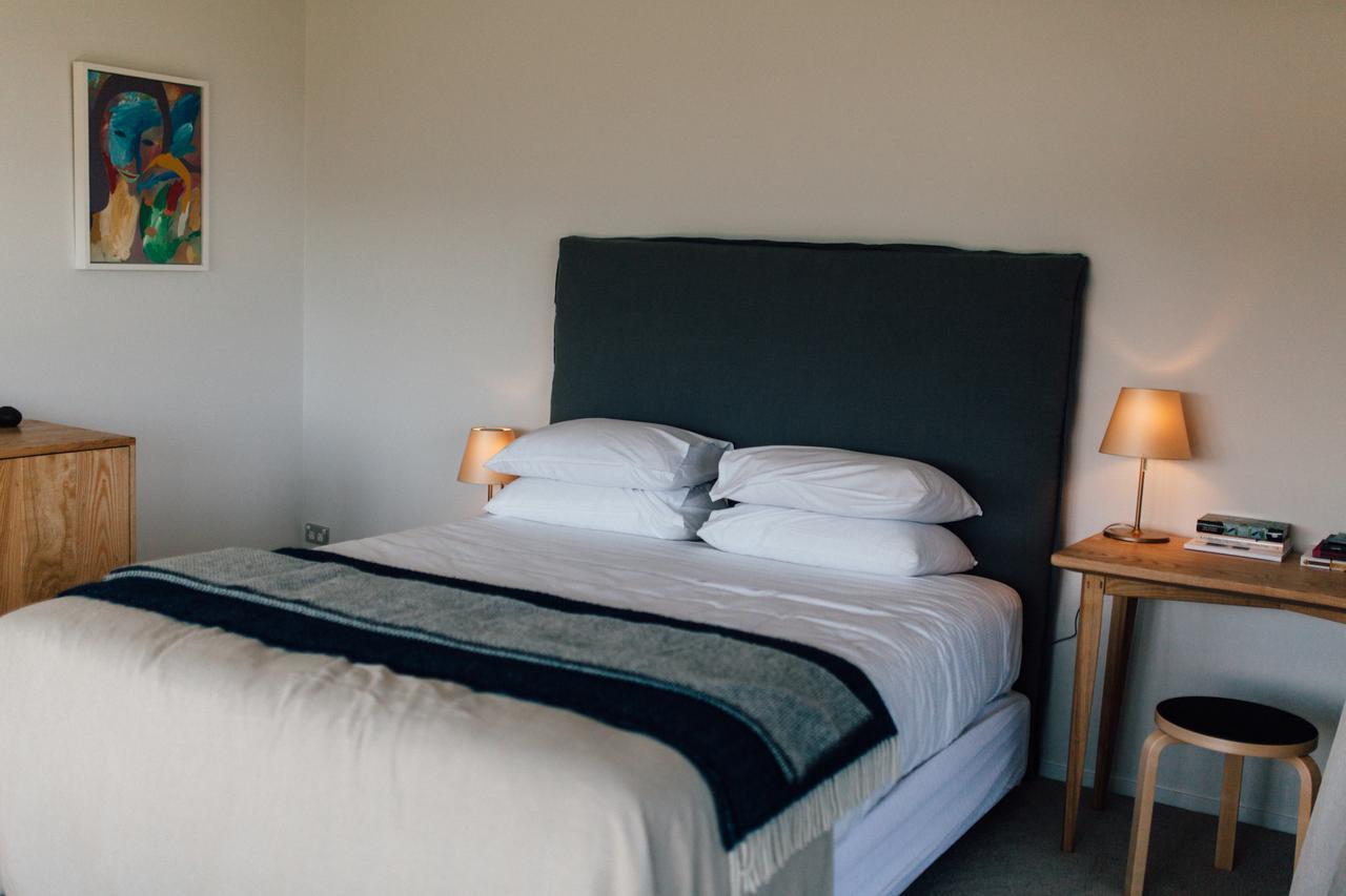 Black Estate B & B Waipara Exterior photo
